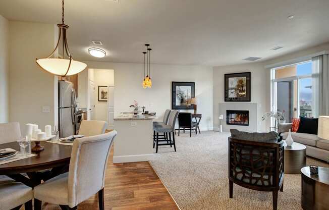 La Bella Vita Dining & Living Room Area Apartments in Colorado Springs, CO