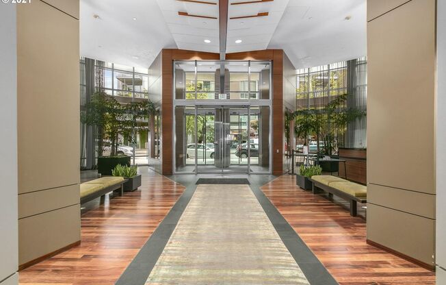 All Inclusive Fully Furnished Corner Studio Unit on SW Waterfront Steps to OHSU!
