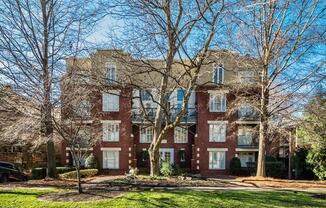 416 QUEENS RD