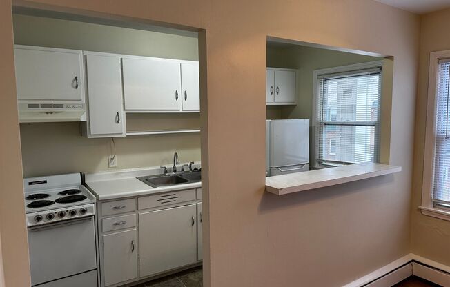 2 beds, 1 bath, 750 sqft, $1,205, Unit 500-07