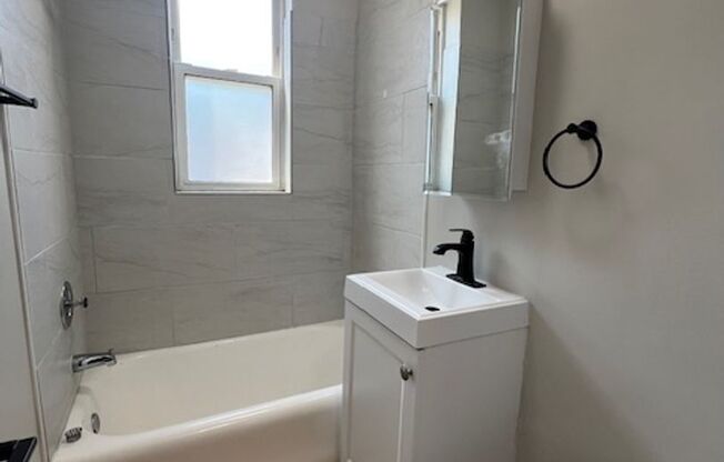 6912-14 N. Ashland Blvd.