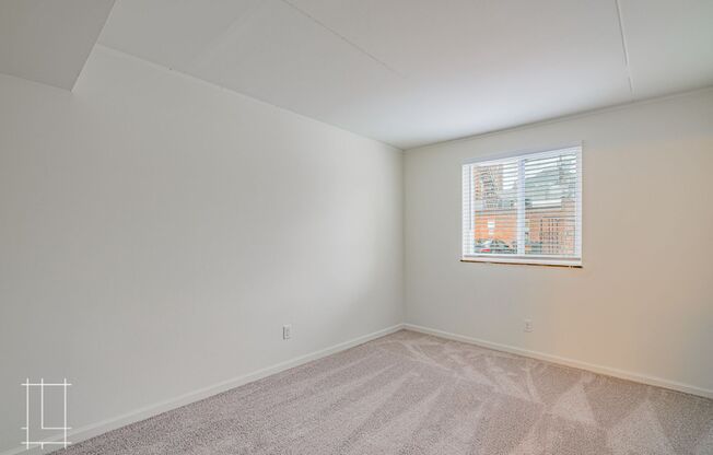 2 beds, 1 bath, $1,450, Unit 1400 Neil Ave Apt. 102