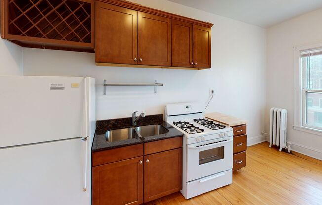 1 bed, 1 bath, 600 sqft, $1,145, Unit 136307 (r)