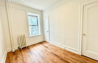 2 beds, 1 bath, $2,650, Unit 3