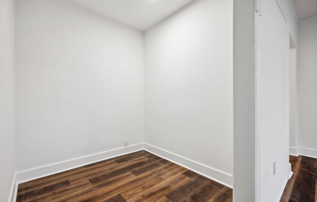 Studio, 1 bath, 425 sqft, $1,750