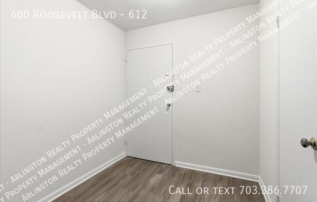 600 ROOSEVELT BLVD. #415
