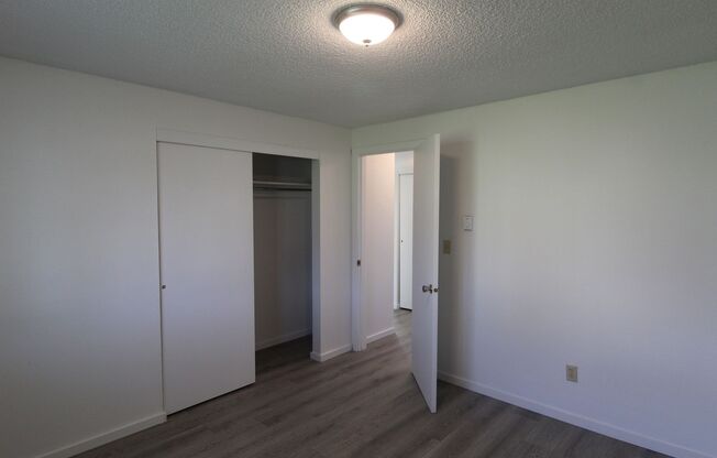 2 beds, 1 bath, 900 sqft, $1,095, Unit 2923