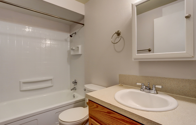 1 bed, 1 bath, 630 sqft, $1,195, Unit 03