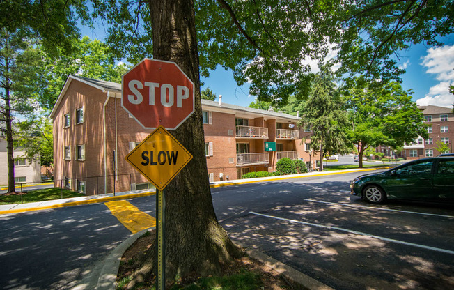 Spring Ridge Apartments Building Signage