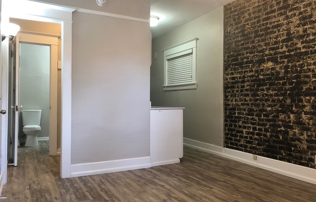 S0180 - Pettygrove Apartments