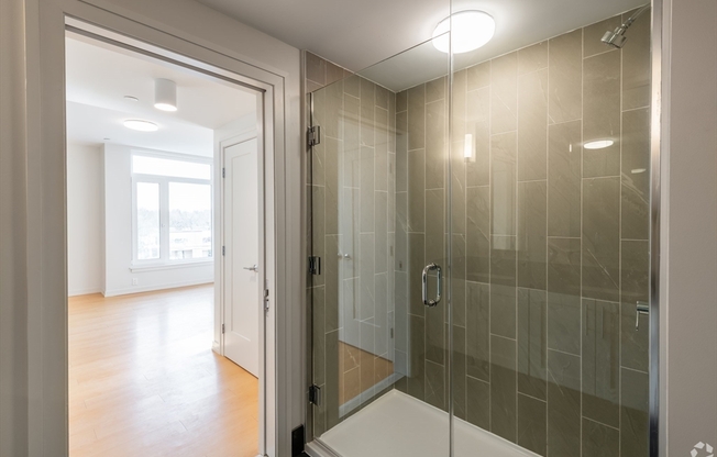 Studio, 1 bath, 444 sqft, $2,750, Unit 105