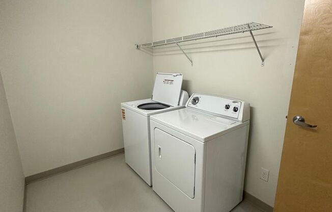 2 beds, 2 baths, 1,000 sqft, $1,395, Unit 312