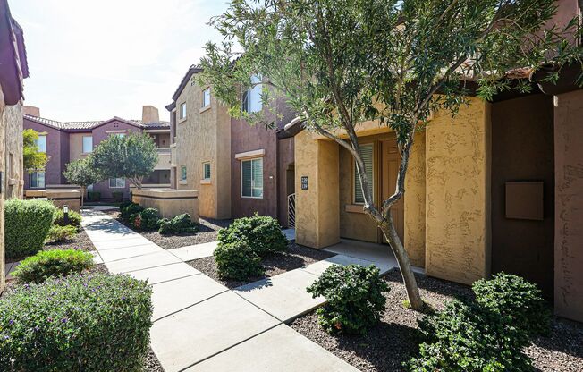 Available Now ! Magnificent 3 Bed 2.5 Bath Townhouse in Chandler, AZ