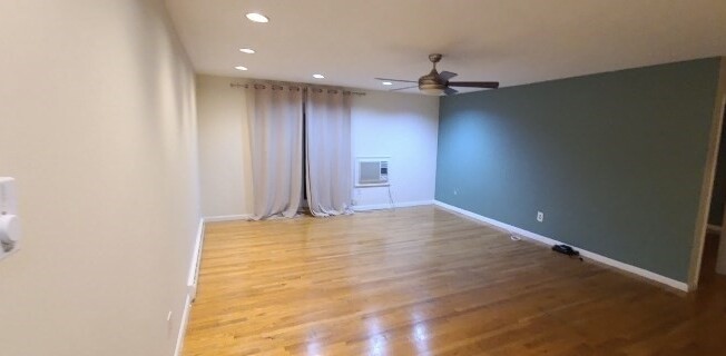 116 Spring St C8