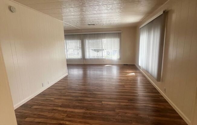 2 beds, 2 baths, 1,080 sqft, $3,695, Unit 29