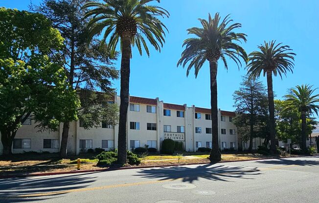 0020 190 California Blv
