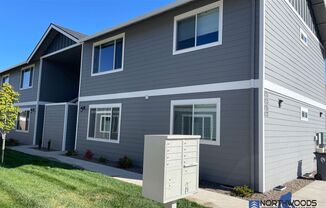 2 beds, 1 bath, $1,575