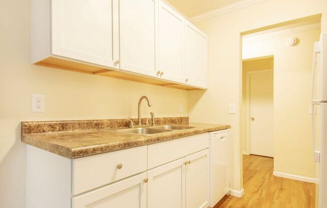 1 bed, 1 bath, 700 sqft, $1,320, Unit 840-101