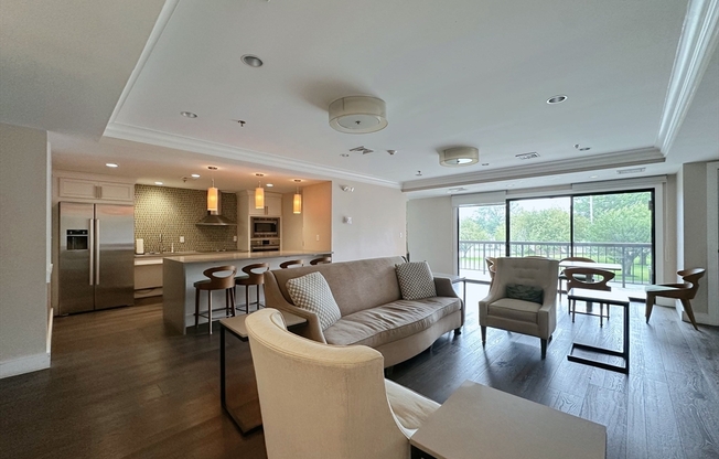 2 beds, 2 baths, 1,206 sqft, $3,500, Unit 1123