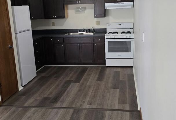 447 S. 86th St