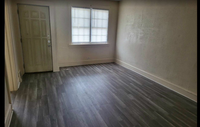 2121 -23 S. 17th St.