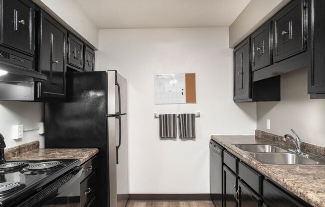 2 beds, 1 bath, 799 sqft, $1,045