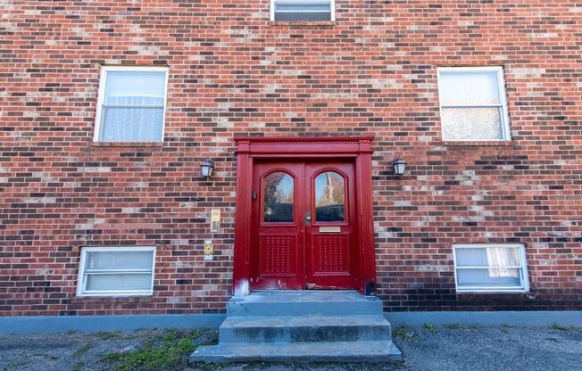2718 Rockford Lane