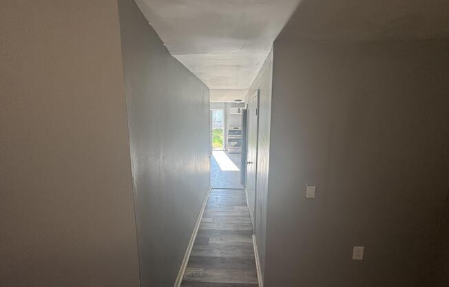 663 2 AVE