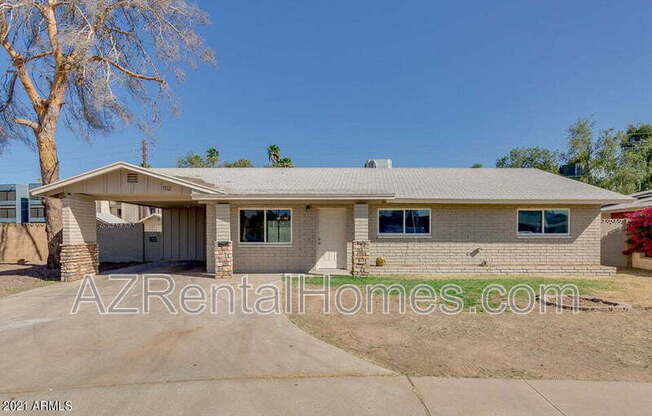 1112 W DRAGOON AVE