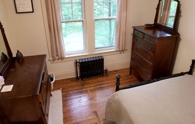 Crescent Garden Apartments