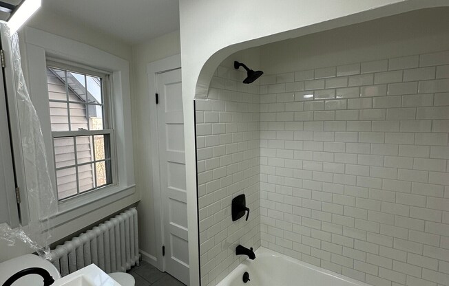 493 LYNN ST