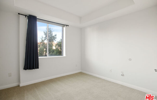 2 beds, 1.8 baths, 1,240 sqft, $3,700, Unit 240