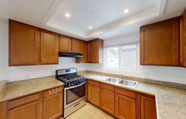 Charming 3-Bedroom, 2.5-Bathroom Home in Desirable Eastside Costa Mesa
