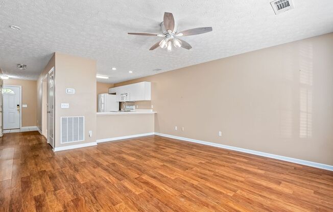 2 beds, 2.5 baths, $1,800