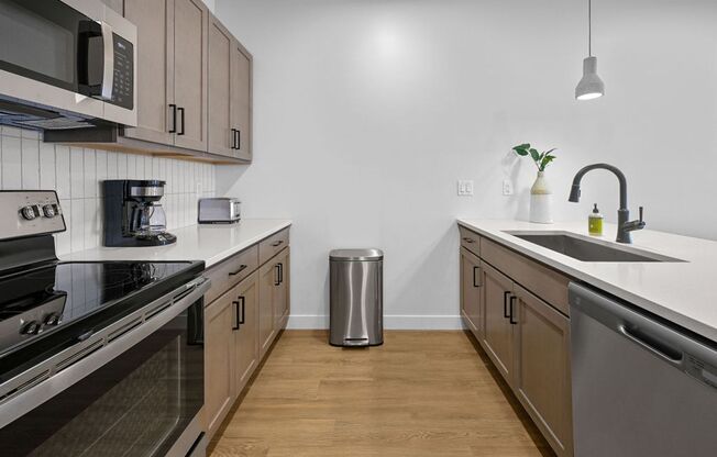 1 bed, 1 bath, 715 sqft, $1,550, Unit 209