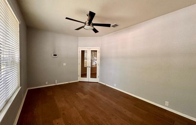 8134 PROSPECT PT