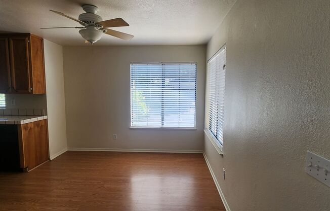 Wonderful 3 Bedroom Home in Elk Grove