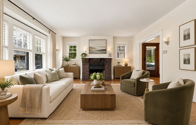 32 GOODRICH RD