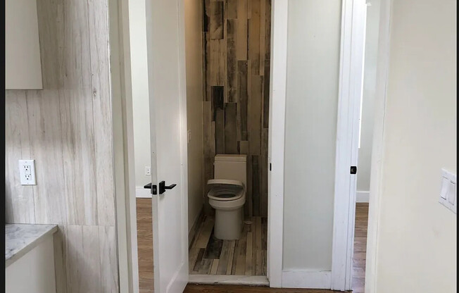 291 Stockholm St Apt 3R