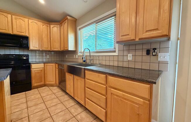 Spacious 5-Bedroom Draper Home | Pet Friendly | Huge Fenced Yard | 3-Car Garage