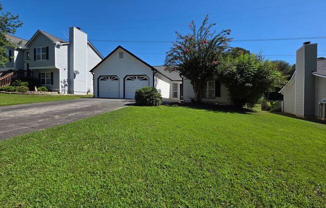 Beautifully Updated 3 Bedroom Ranch in Sought-After Ivey Park – Kennesaw