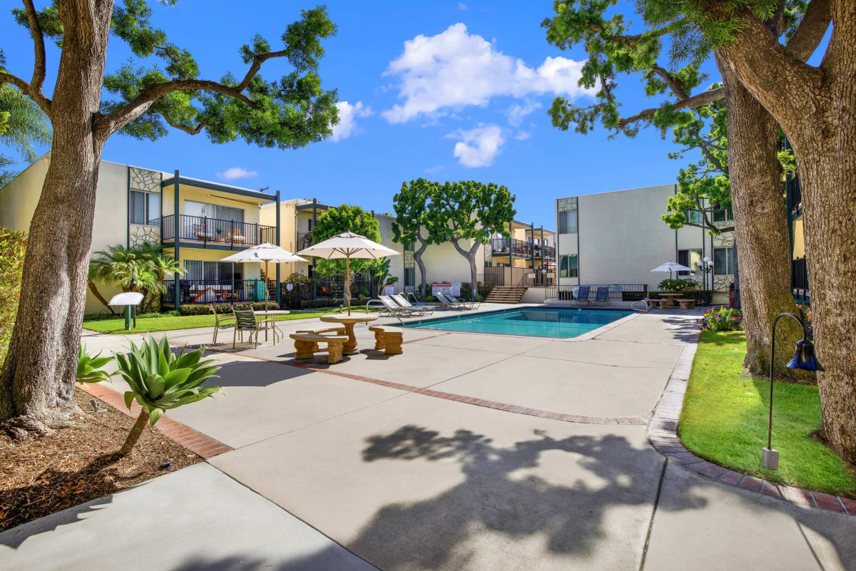 Copa Ladeene Apartments