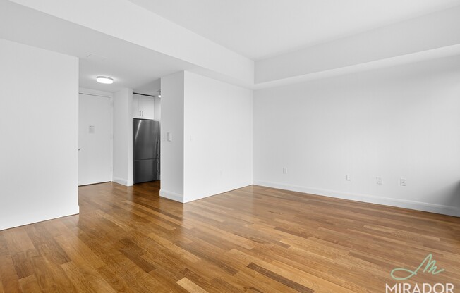 1 bed, 1 bath, $7,000, Unit 31D