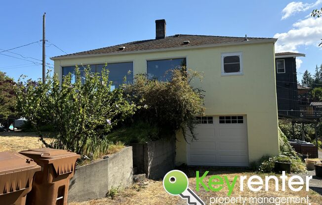 2 beds, 1 bath, $2,800