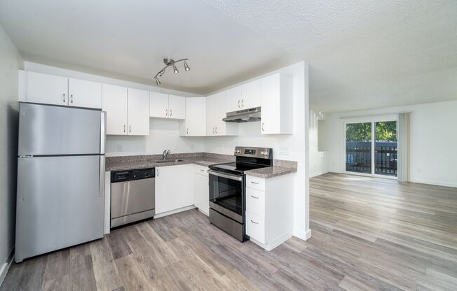 2 beds, 1 bath, 900 sqft, $1,495, Unit #18