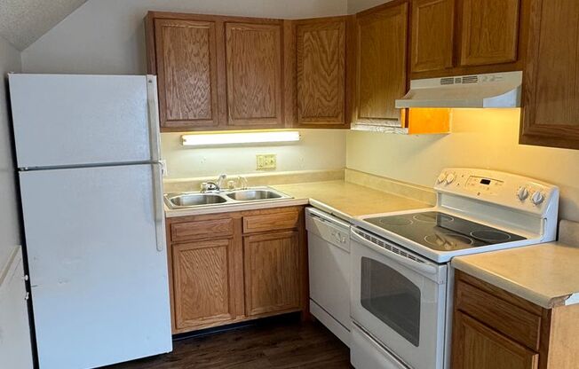 Studio, 1 bath, 425 sqft, $688, Unit 1018C