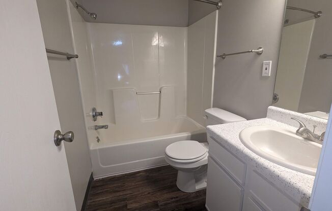 1 bed, 1 bath, 720 sqft, $850