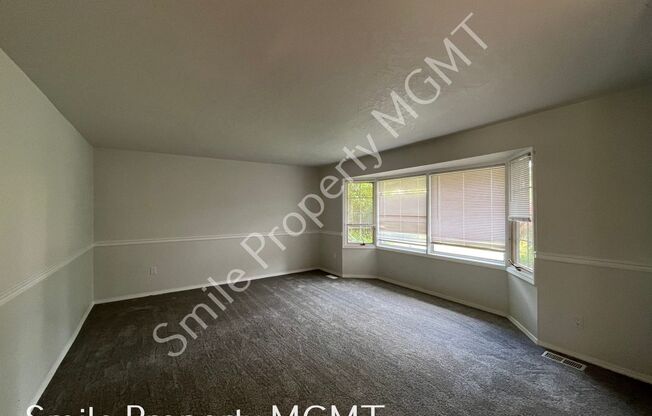 Spacious 5 bedrooms house in Beaverton