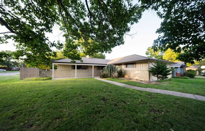 Mid-Century 3 Bedroom in Pine Valley Estates