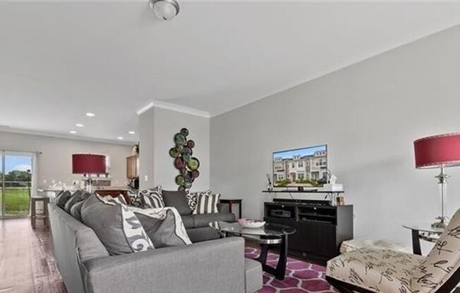 Spacious 3BR/2 BA Townhome Located in Cabarrus County
